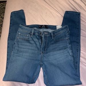 WomensHollister skinny jeans 11R